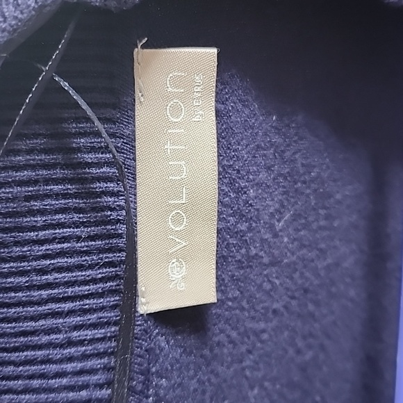 Womans evolution Cardigan - Picture 2 of 4